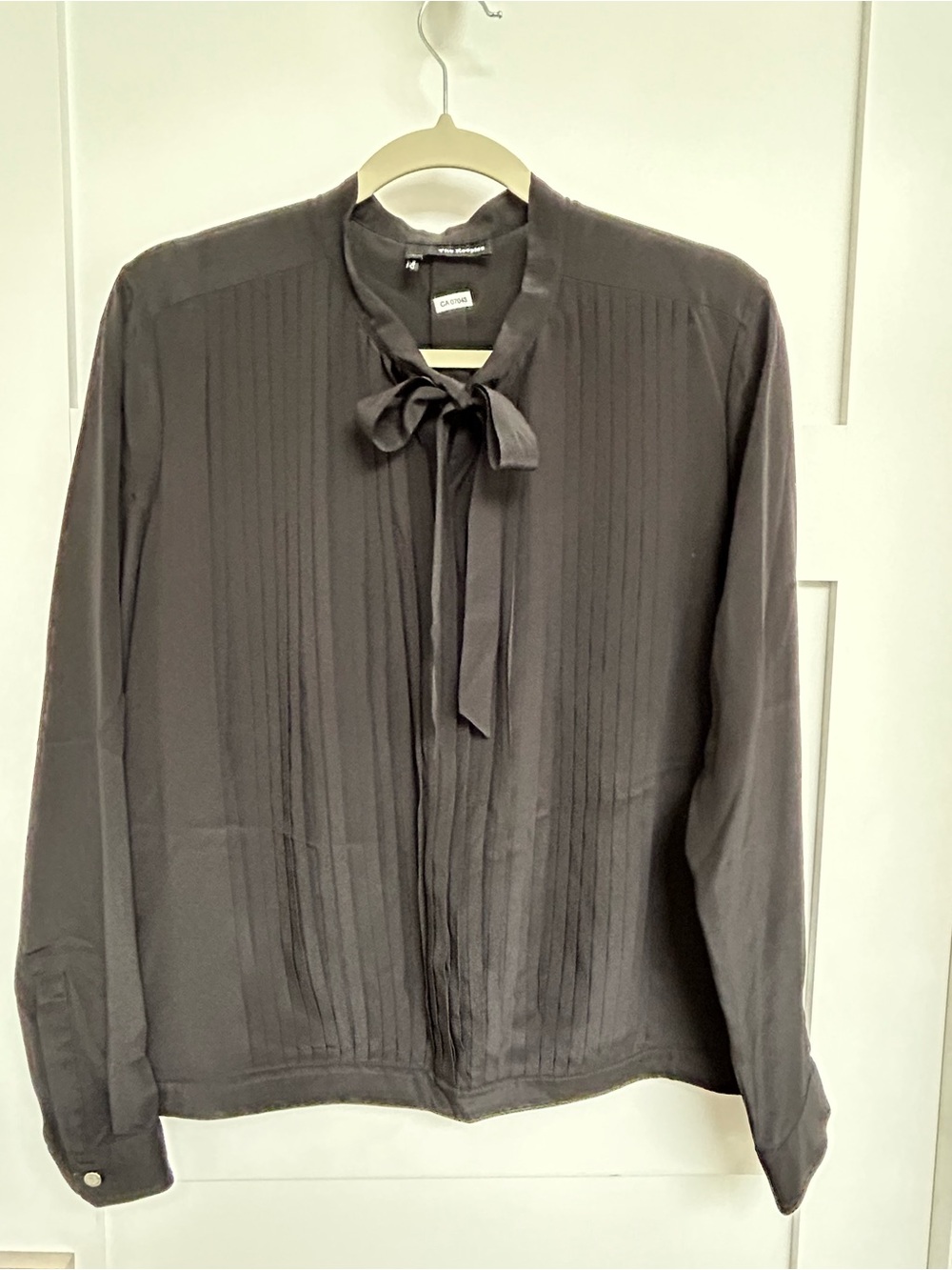 💠 The Kooples Silk Black Pintuck Tie-Neck Blouse